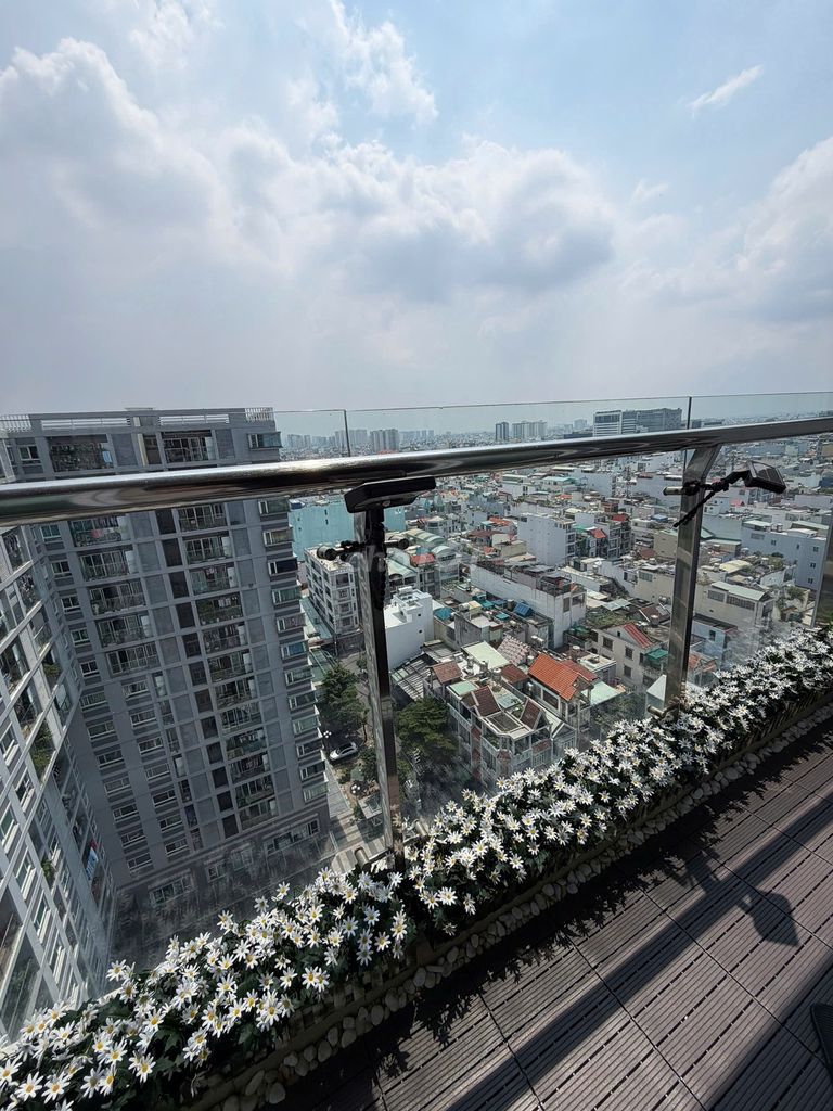 The owner of Carillon1 Apartment, 15 million-100 m2