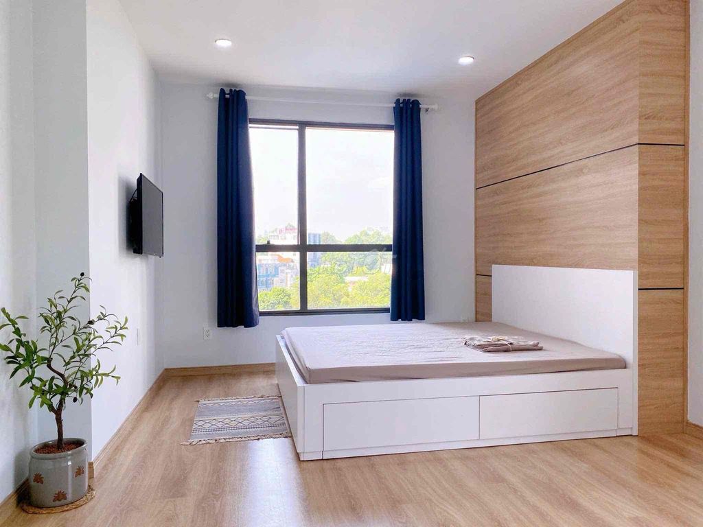 Rent Garden Gate a bedroom. A full interior bathroom cost 11 million ligament.