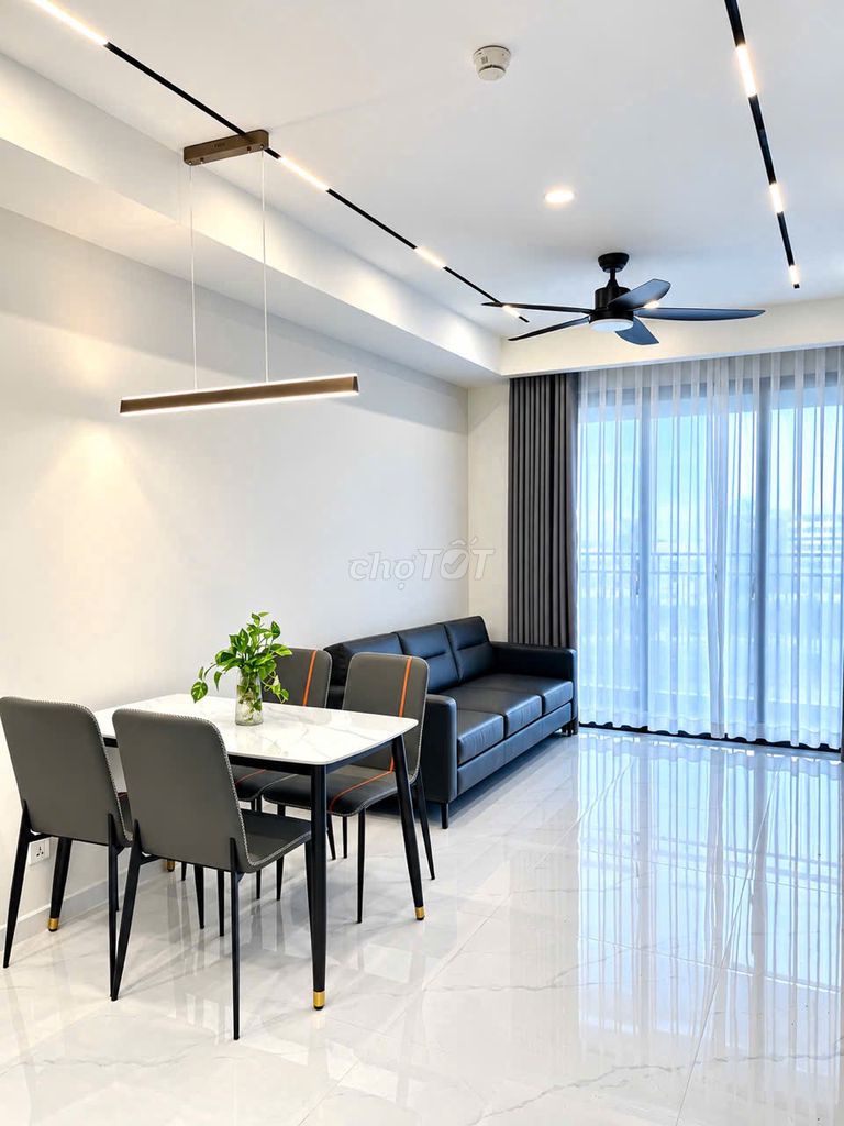 The Ereti, rent a bedroom, a toilet, 100 percent new house, nice house, good price.