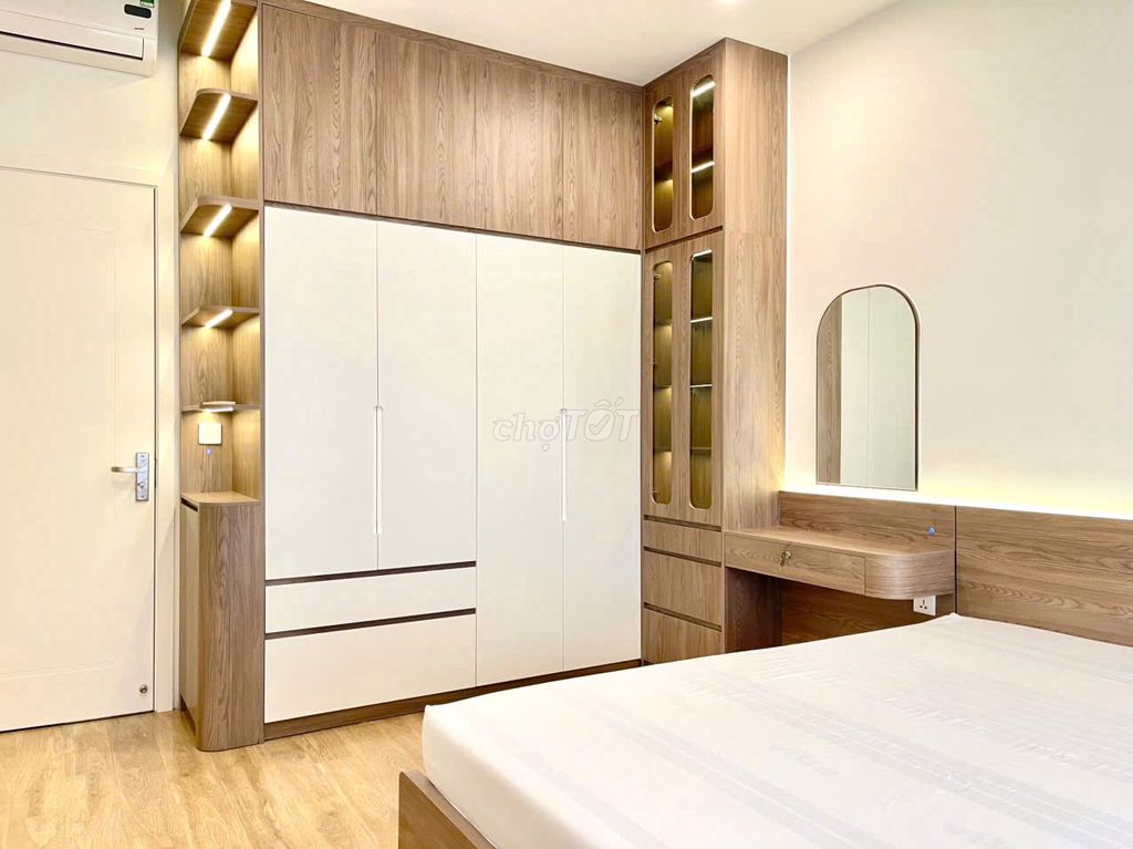 The Ereti, rent a bedroom, a toilet, 100 percent new house, nice house, good price.