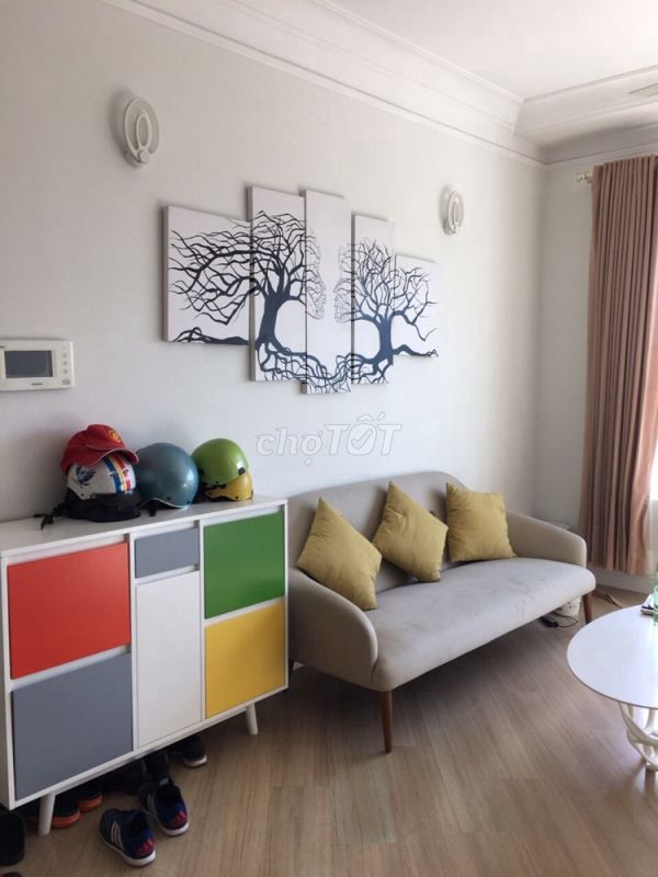 The owner of Cao ốc Phú Nhuận apartment rented - 120 M2 (3 bedroom - 2 toilets) - for 18 million