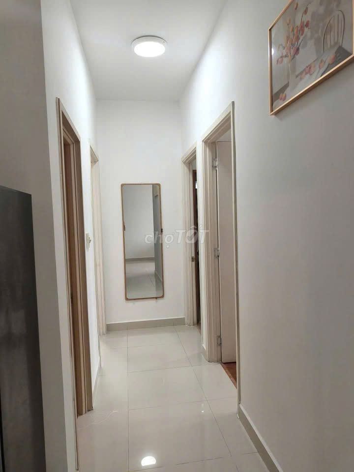 Rent C/c Sacomal, Biscue 106 meters, 3 bedrooms renting 10 million a month.