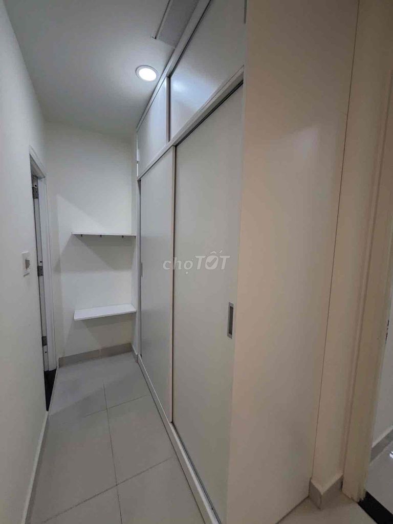 Find a good guest, three rooms, ntcb, topaz elite, right here at Parley Mallow.