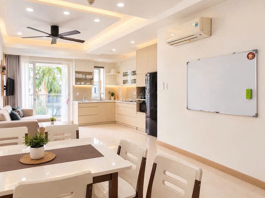 Sand Two, two bedrooms, full of 80-foot-two beautiful houses.