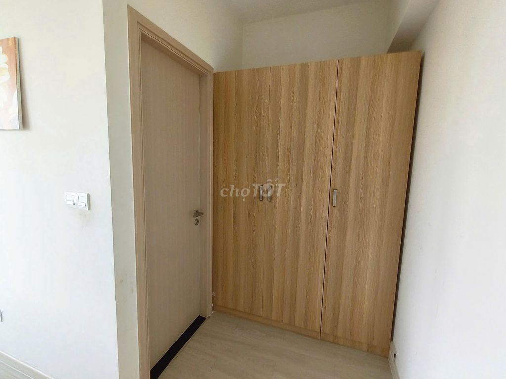 Rent Palm Heights 79 M2 apartments 2 toilets at 16.5 million a month.