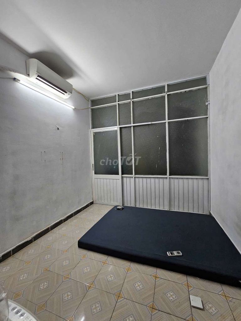 Rent a two-story estate.