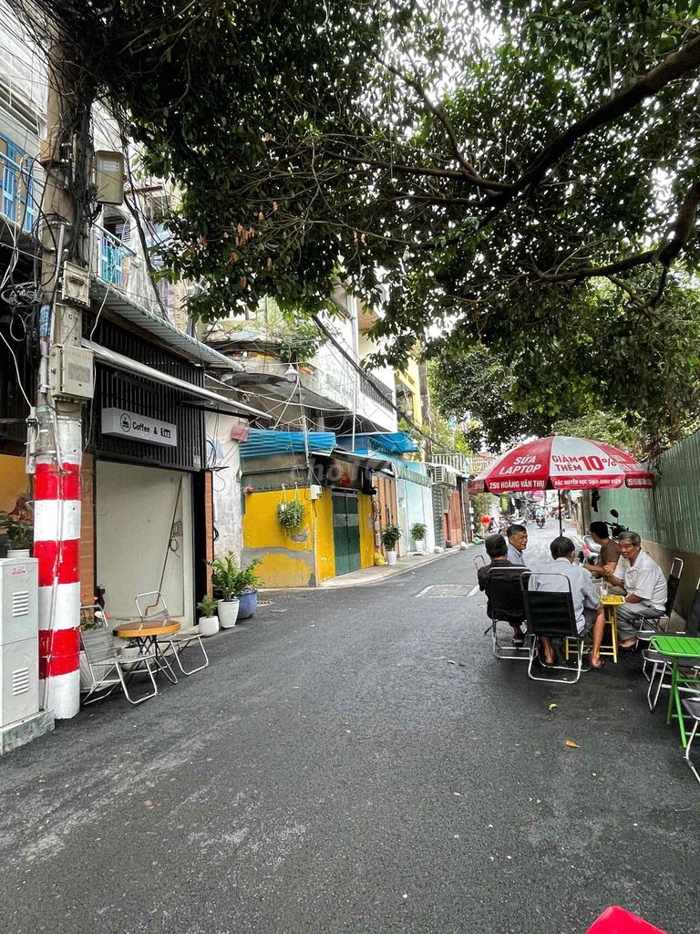 Lê Văn Sỹ long front only 18 million