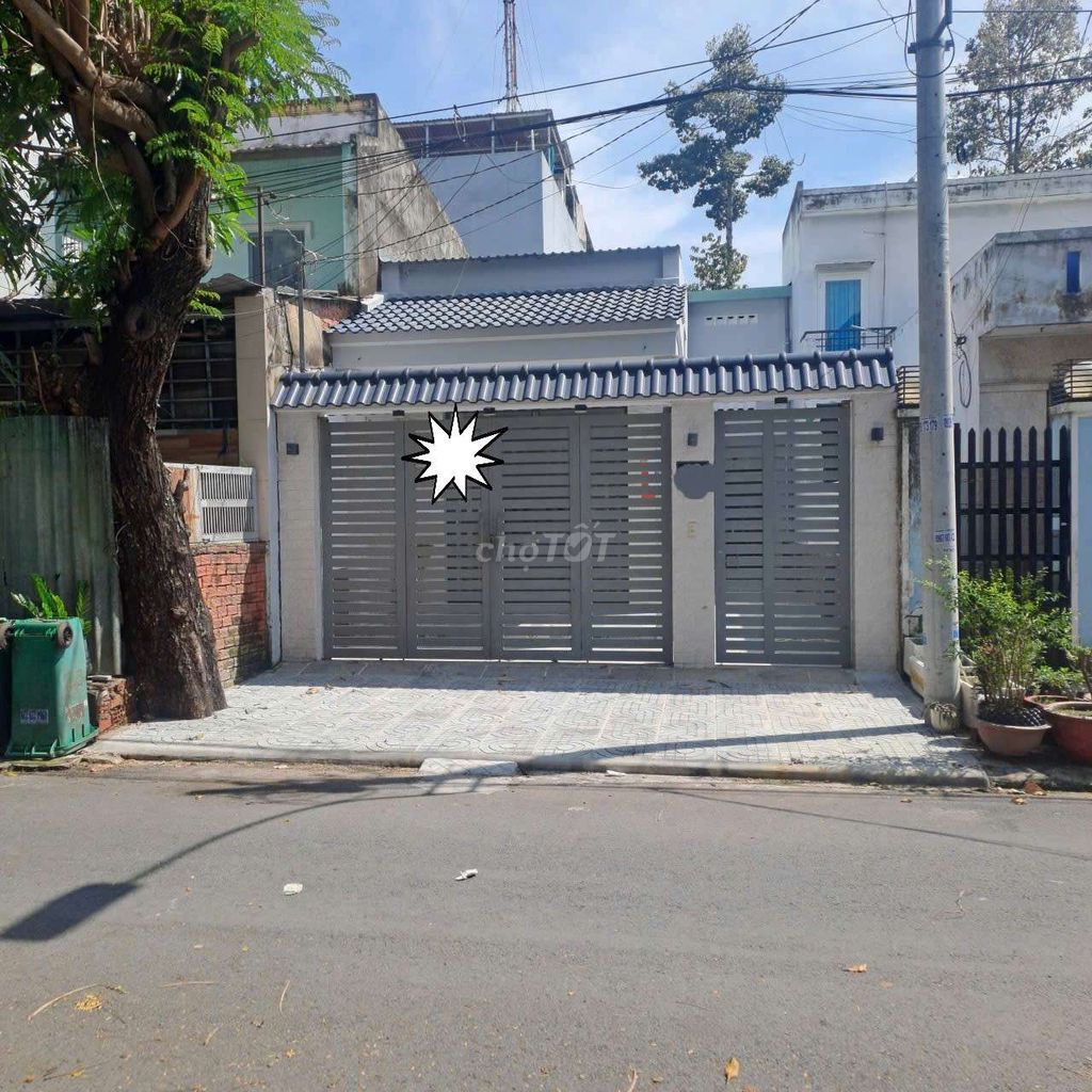 Rent the original house near the 8th.