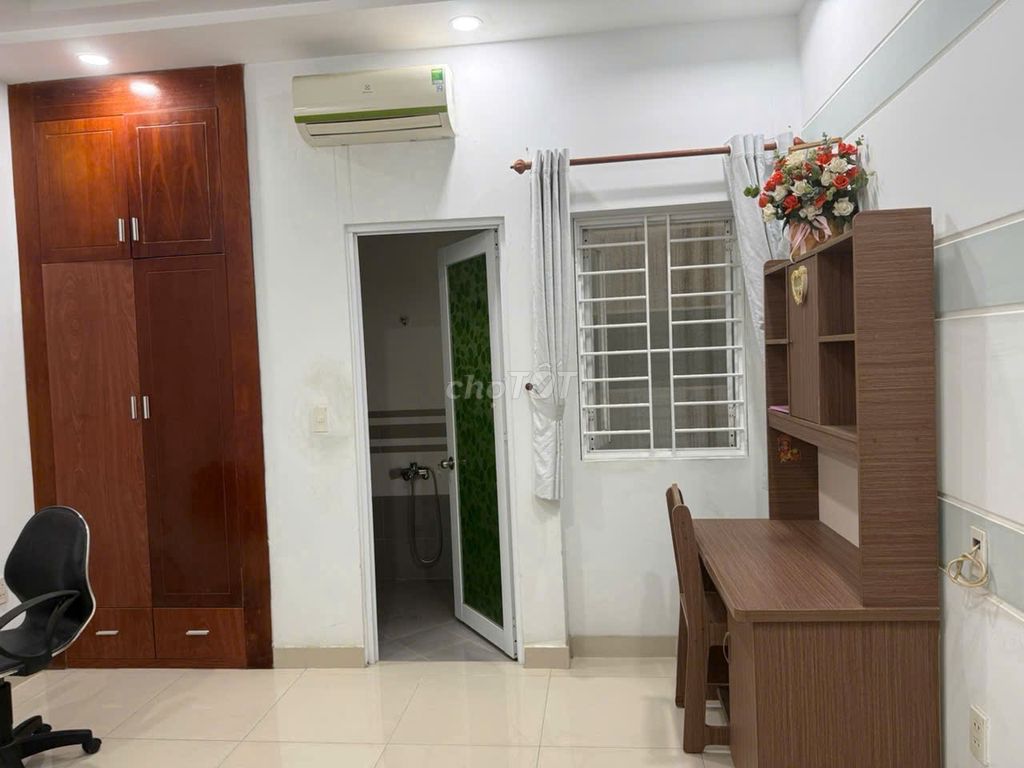 rent the original house/house for nret