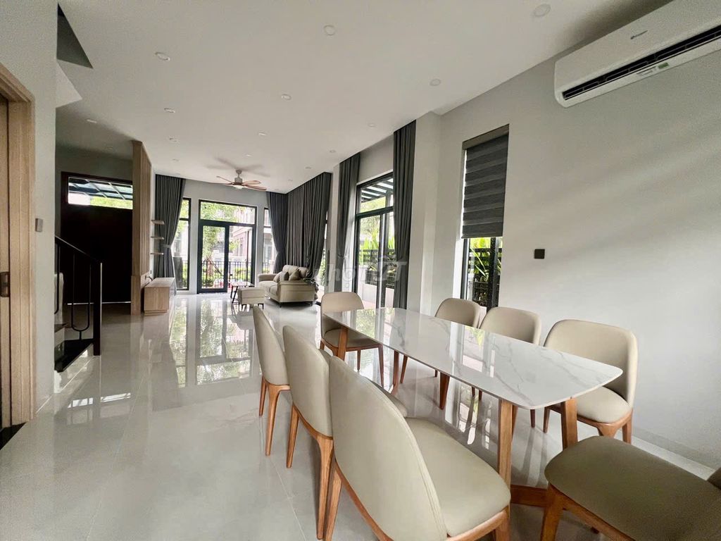 Rent a Zeitgeist City parallel villa, Nhà Bè, Full interior