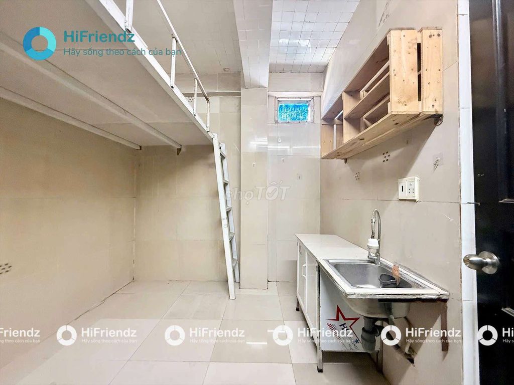 Cheap motels with elevators, garages near the University of gtvt, ldxh, cvp down to 4 weeks ago.