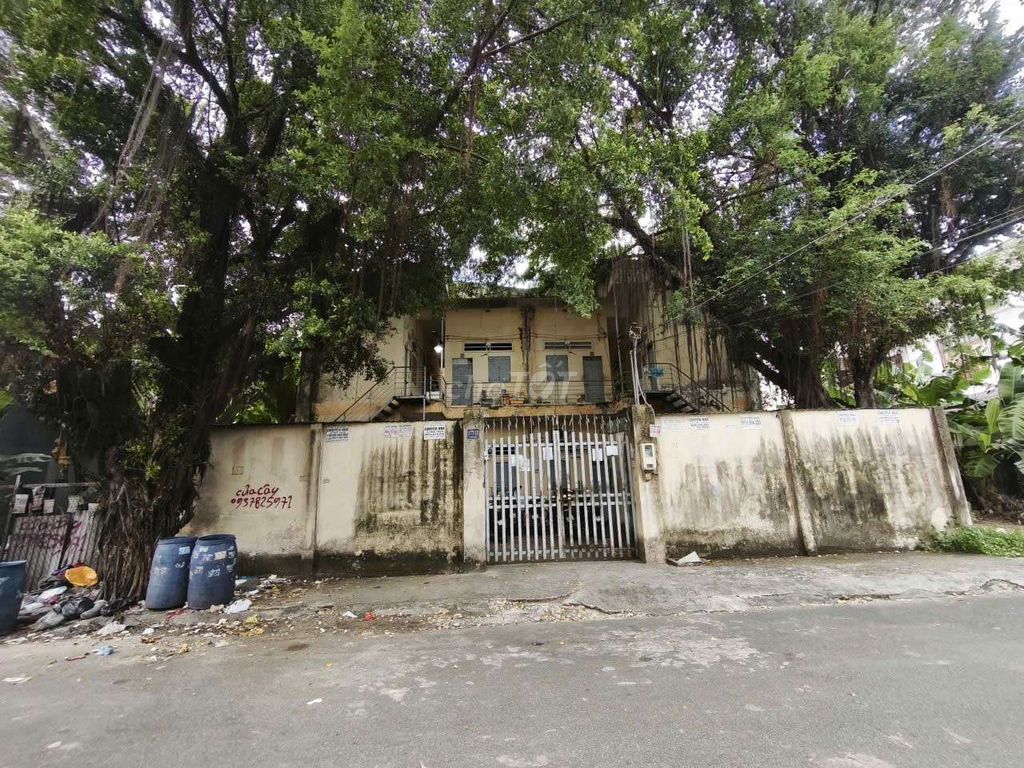 We need to rent out the Linh Trung.