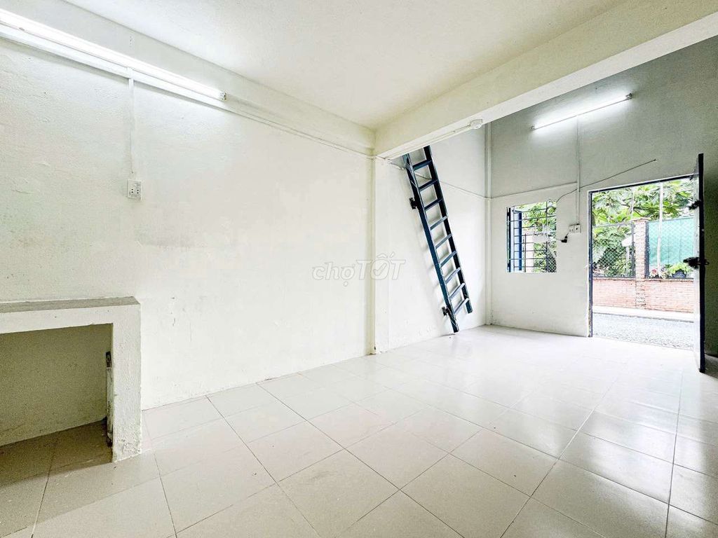 Rent rooms near cnc, University ufret