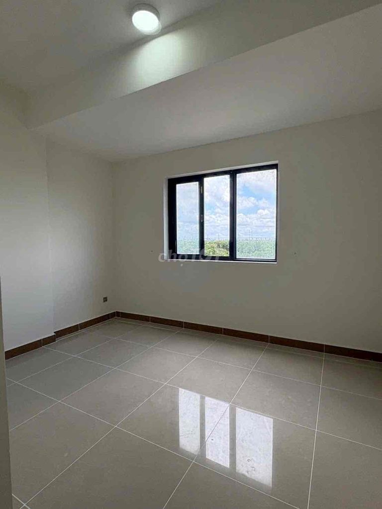 Rent an Era Town apartment from 3.5 million.