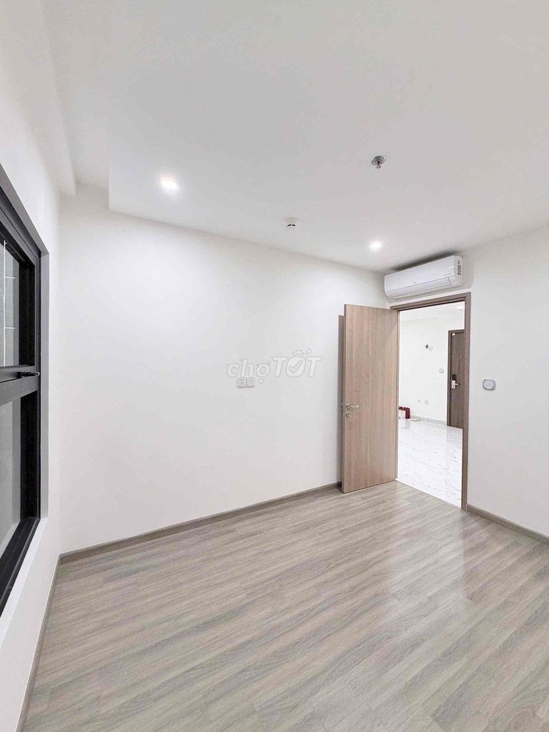 Rent a bedroom.
