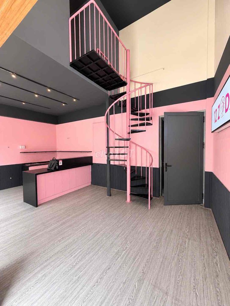 To rent kiot fit; to enter the same business at Dương Quảng Hàm Gò Vấp
