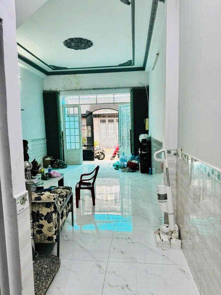 Renting three four-story bedrooms, Phạm Văn Chiêu, 5-foot alley synchronization.