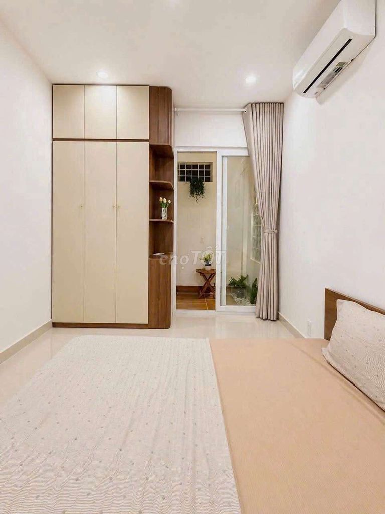 To rent Lê Đình Cẩn, 15 million, 3 bedrooms, 3 toilets, 4-523 M, truck path.