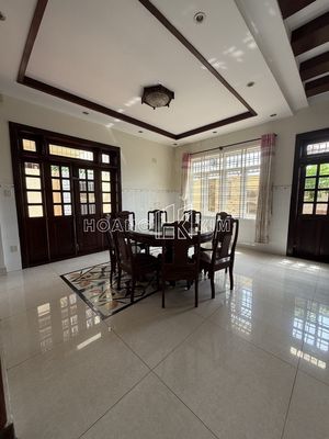 To rent Hoàng Văn Thụ * 8 X20 M * 3th floor * high-special district