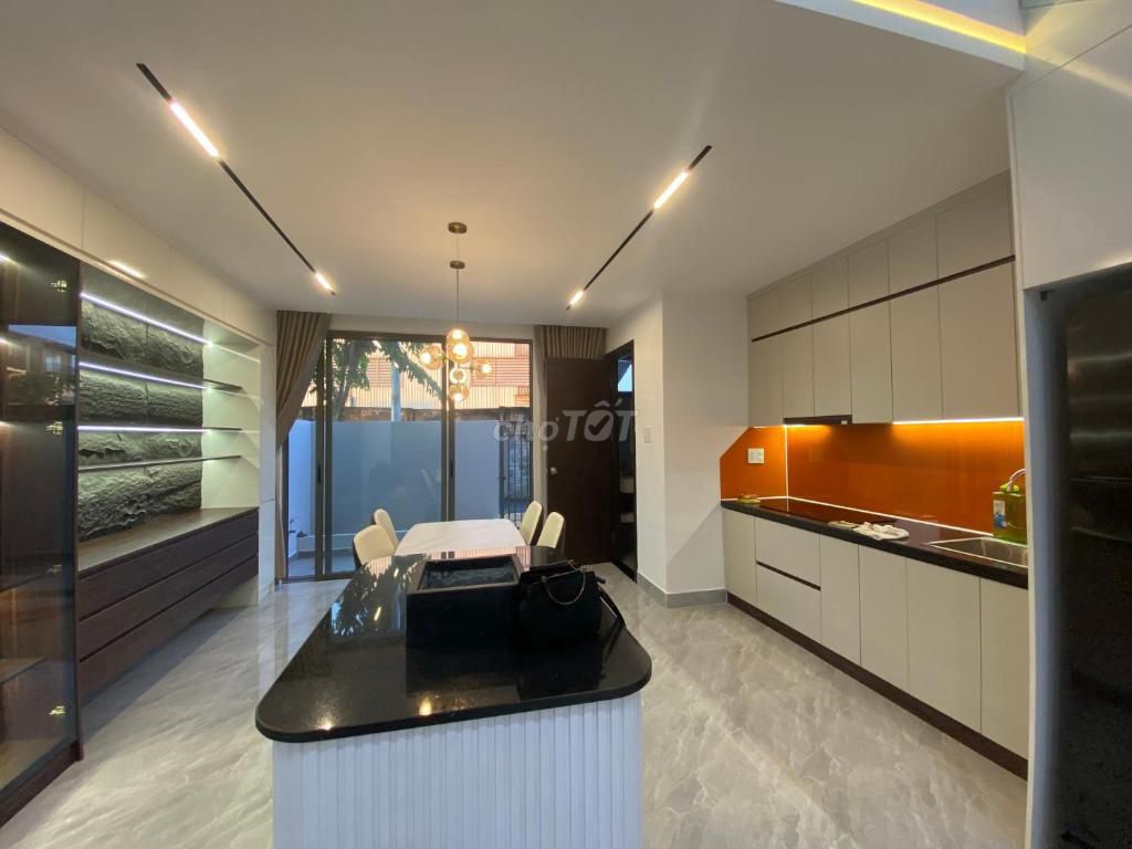 Rent a house in Trường Thọ, centimeter.
