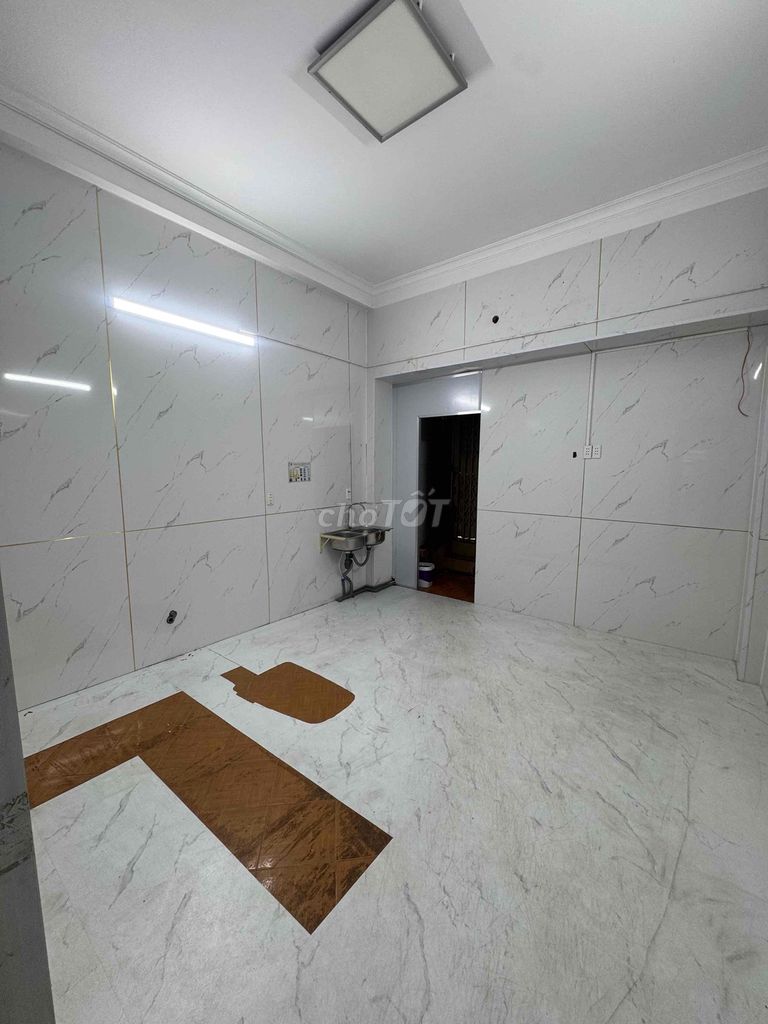 Rent Chu Văn An Bình Thạnh 80 meters 12 million a month.