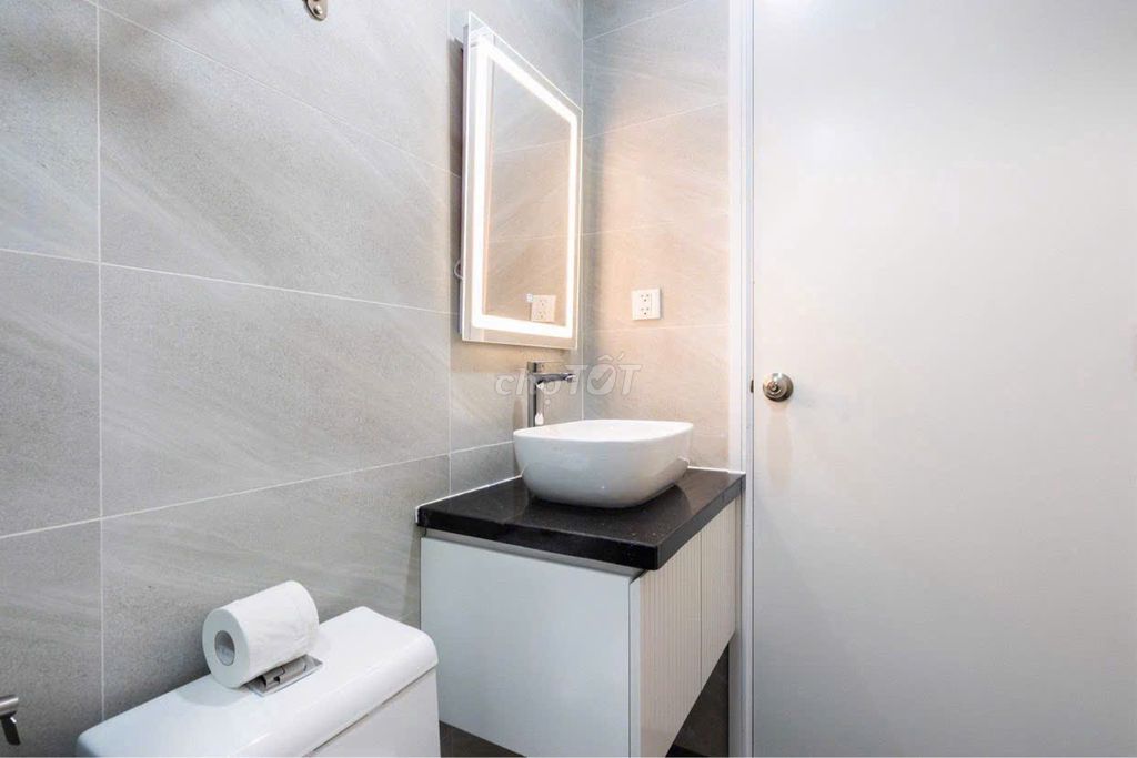Rent an apartment studio full of furniture for only 13 million a month.