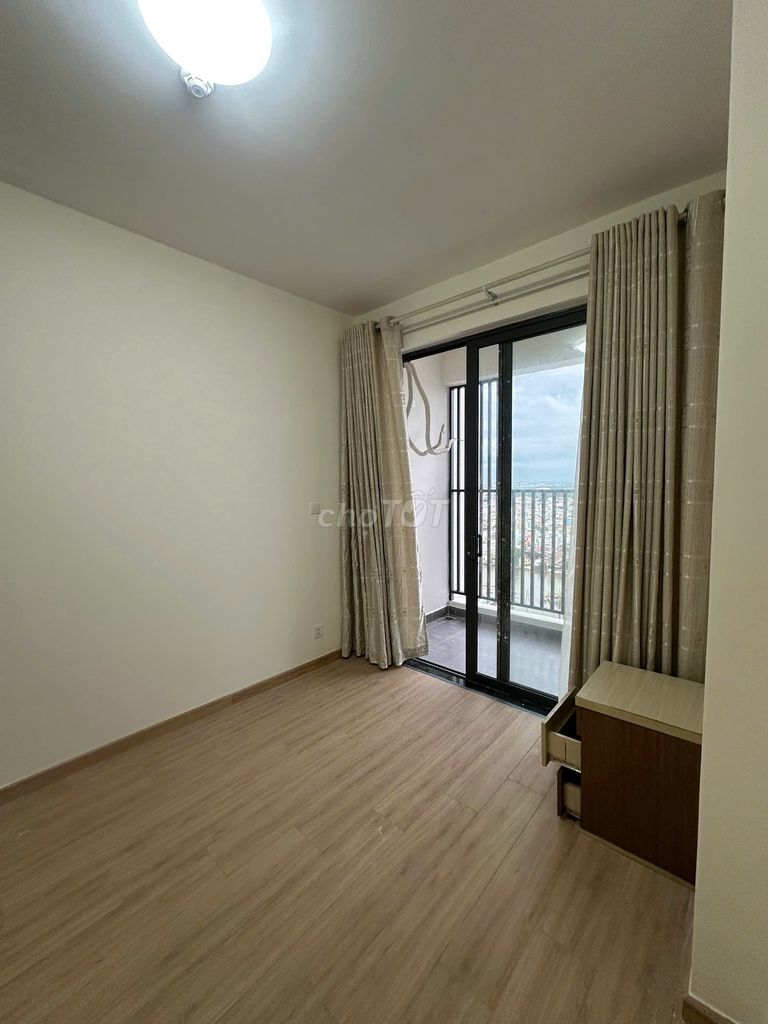 Rent the apartment. Aurora 54m2 bedroom. Full of furniture. Only 10.5 million.