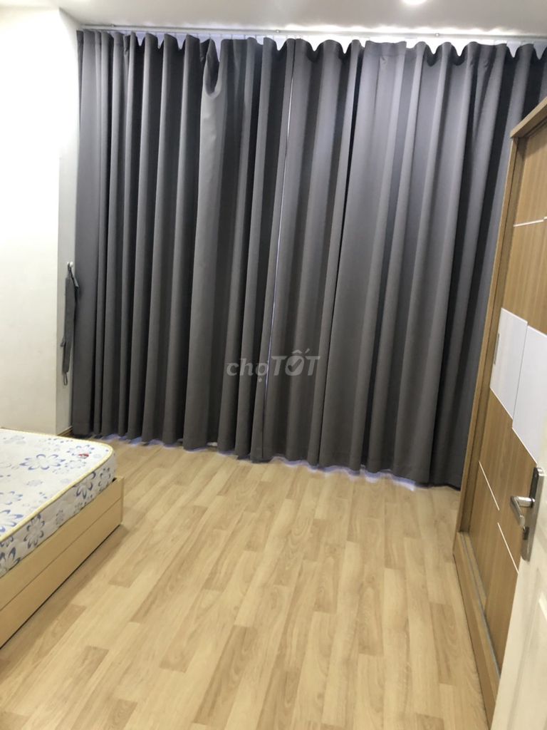 Rent Cộng Hòa Plaza apartment-- 100 M2 (3 bedrooms - 2 toilets)-- 15 million a month.