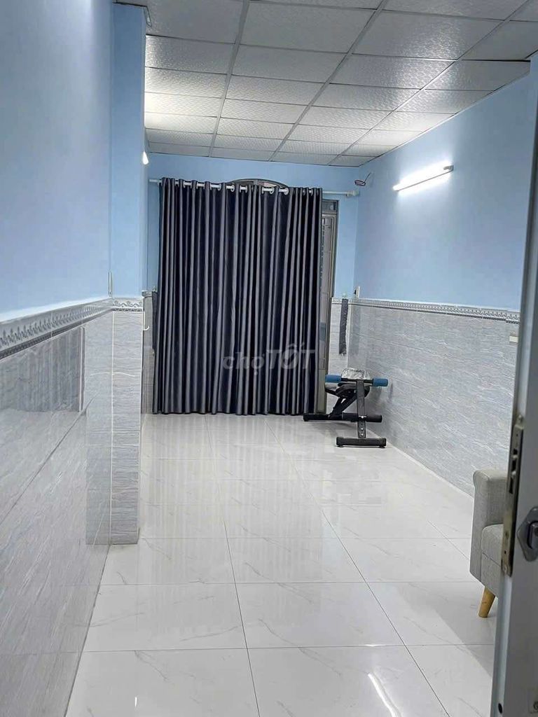 Rent a beautiful new home in the sixth district.