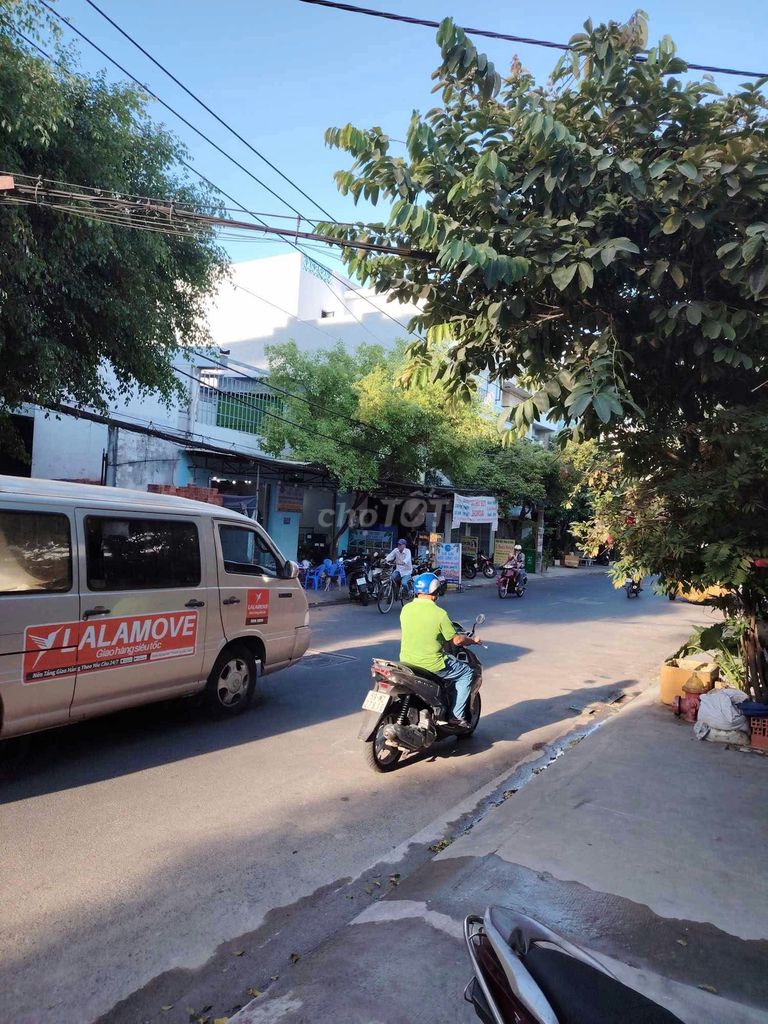 Rent one Trần Quang Cơ,Tân Phú, one Land One, 140 M2, 13 million.