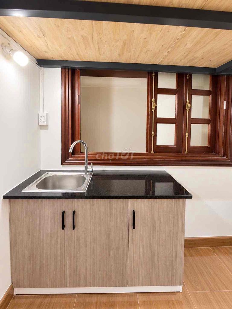 Rent a room cheaply near aeon Q2 commercial college