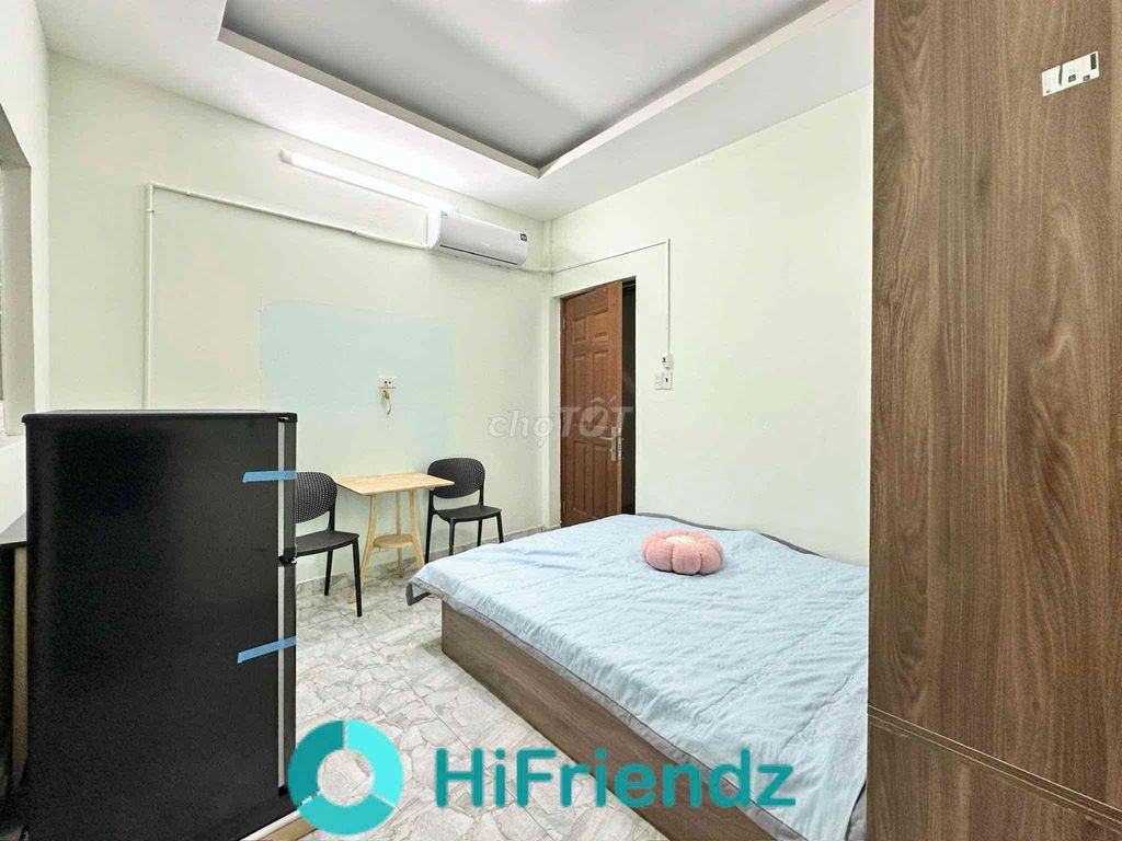 Rent the balcony studio full of furniture near aeon Tân Phú