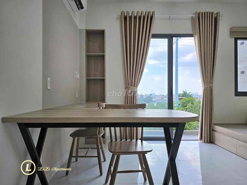 Rent the open balcony apartment - full interior right on the diamond island