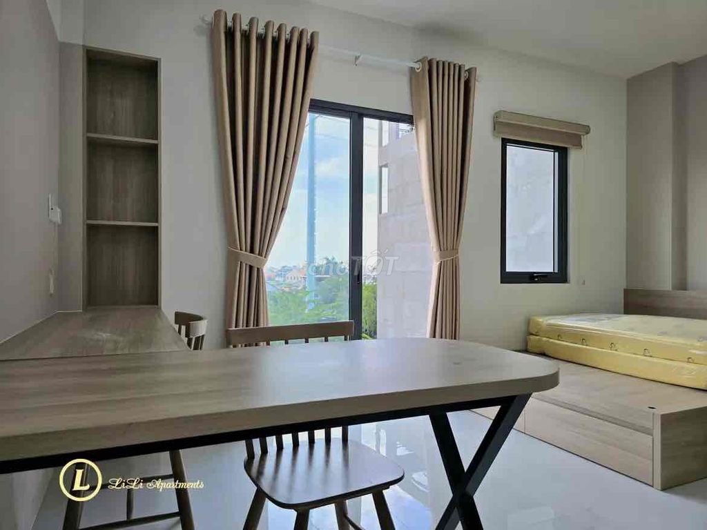 Rent the open balcony apartment - full interior right on the diamond island