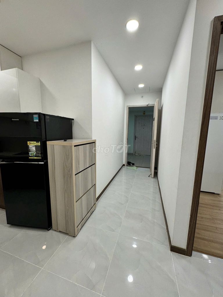 We need to rent Calla Garden B. Neat area 70 meters, two bedrooms, two 9 million toilets.