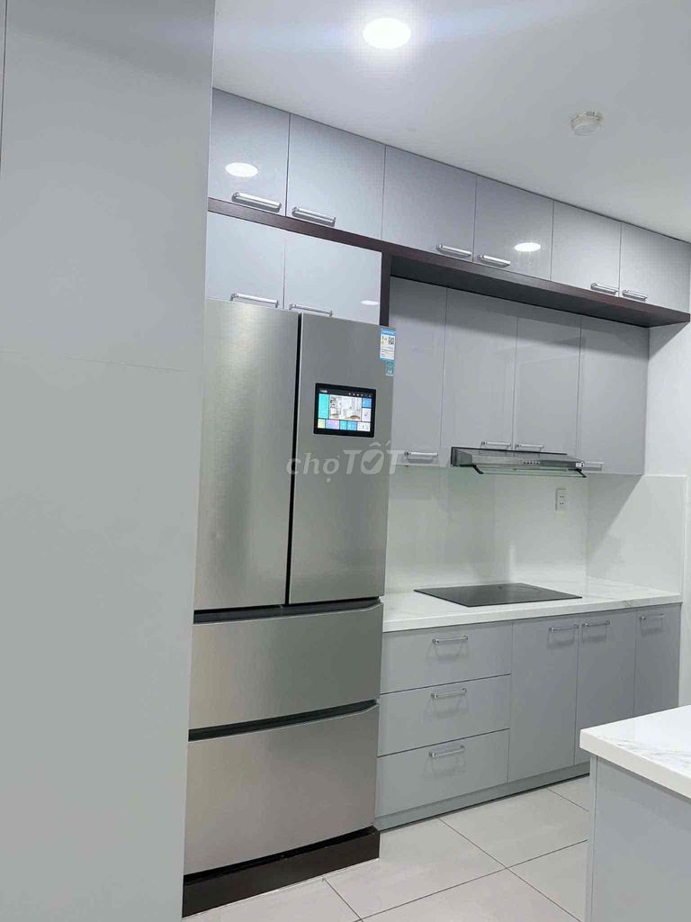 xi grand county 10-- 3 bedrooms 90 M2, high level wide view-- 25 million a month.