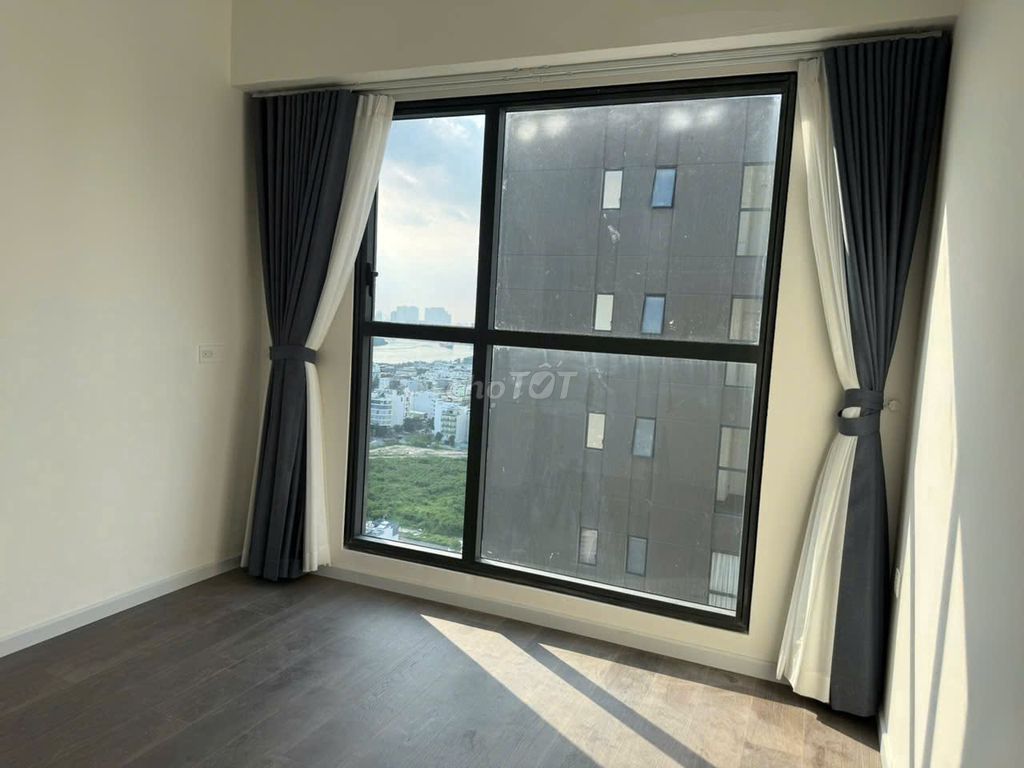 - Rent the corner of the three bedrooms ntcb at Victoria Village.