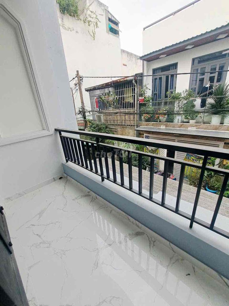 New 4 x 18 meters 1 floor (3 bedroom 2 toilets) 5 meters of automobile. Gò Xoài. Bình Tân