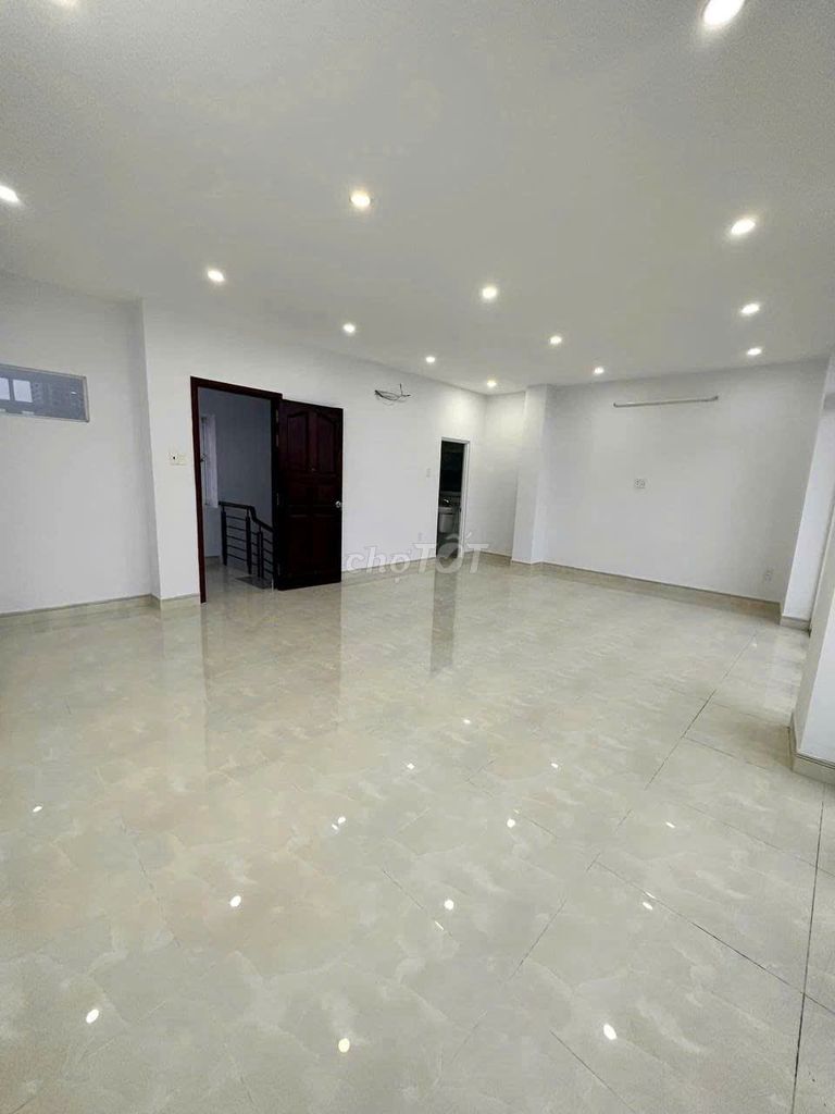 Need to rent cash houses 122 A Nguyễn Văn Thương-7*25 Q.Bình Thạnh