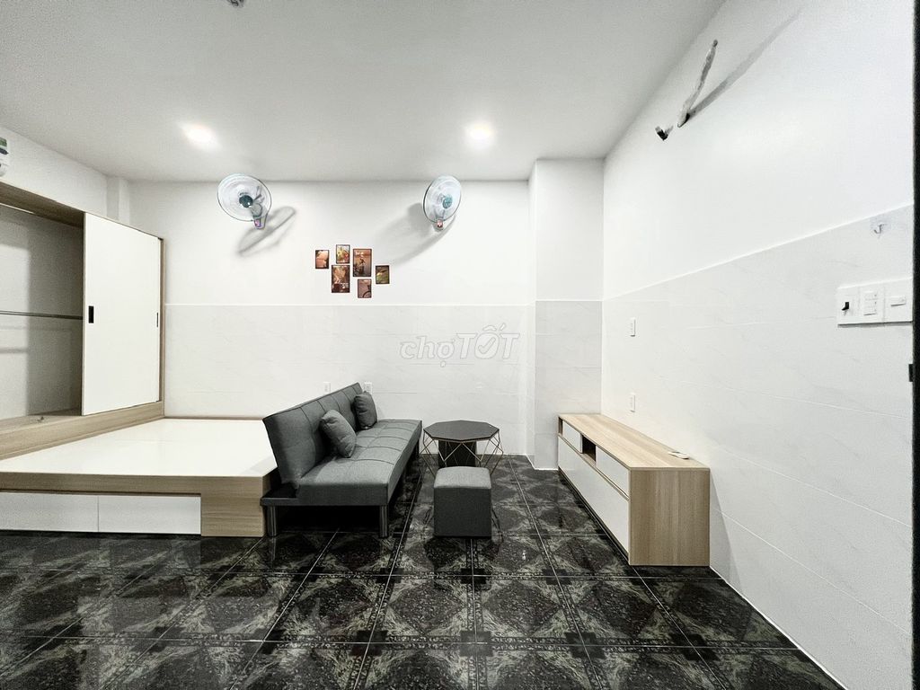 New furniture suite in District 5.