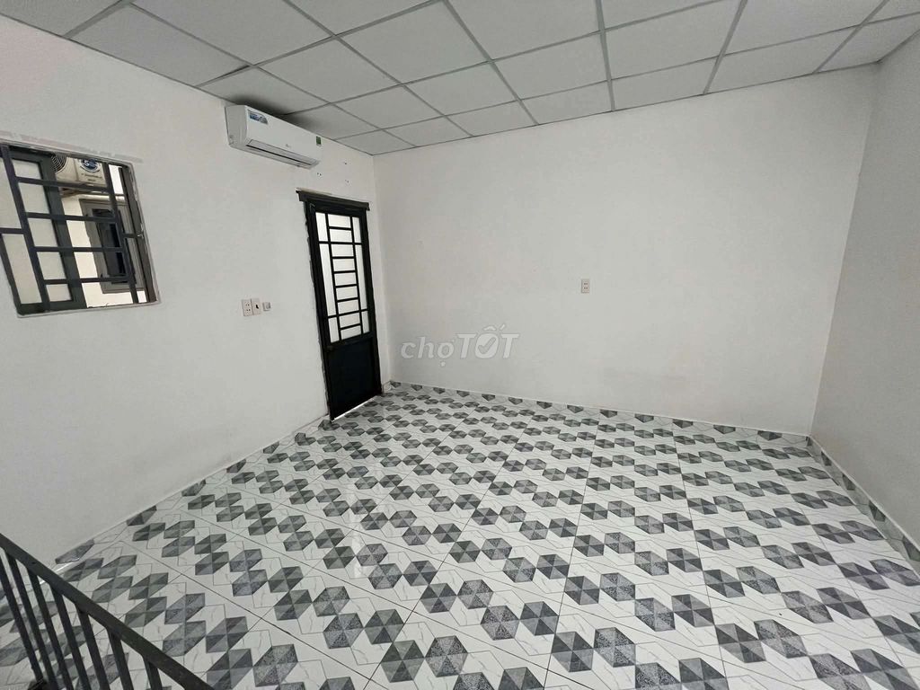 We'll rent out An Phú Đông District 12.