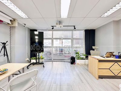 To rent Nguyễn Minh Hoàng * 7 X18 M * Second floor * K300
