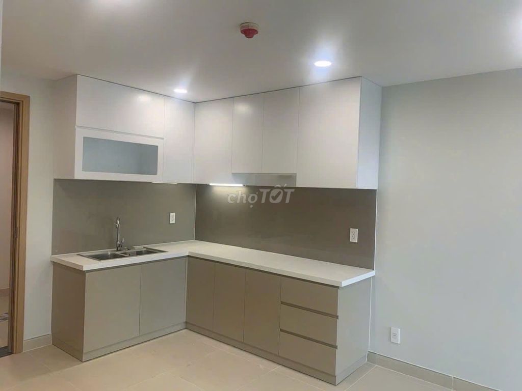 Need to rent CTL Tower for 8.3 million per second empty house, 73 meters2, 2 balcony bedrooms.