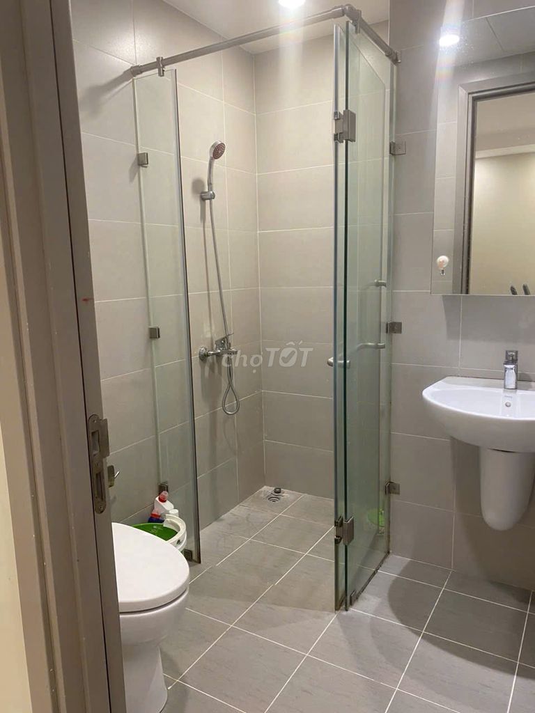 Rent Gold View District 4.50 meters per bedroom, empty 16.5 million a month.
