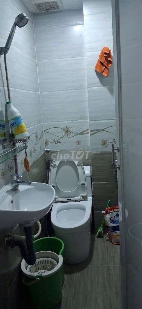 Full rent, nice, straight ahead.