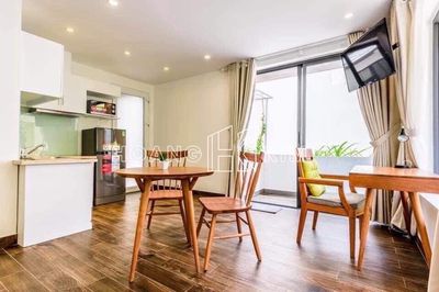 Rent Trương Công Định * 8 X25 M * 2nd floor * garden