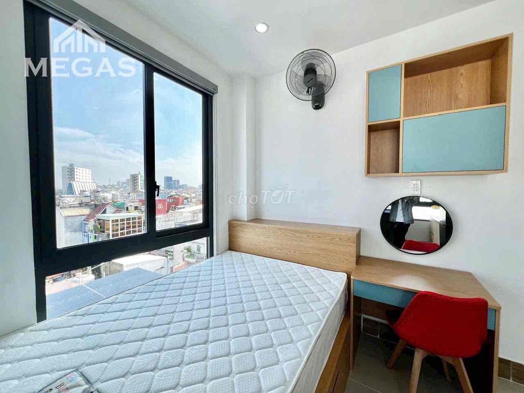 The upper-level mini apartment - full topping - pull the suitcase in is near ALSBt