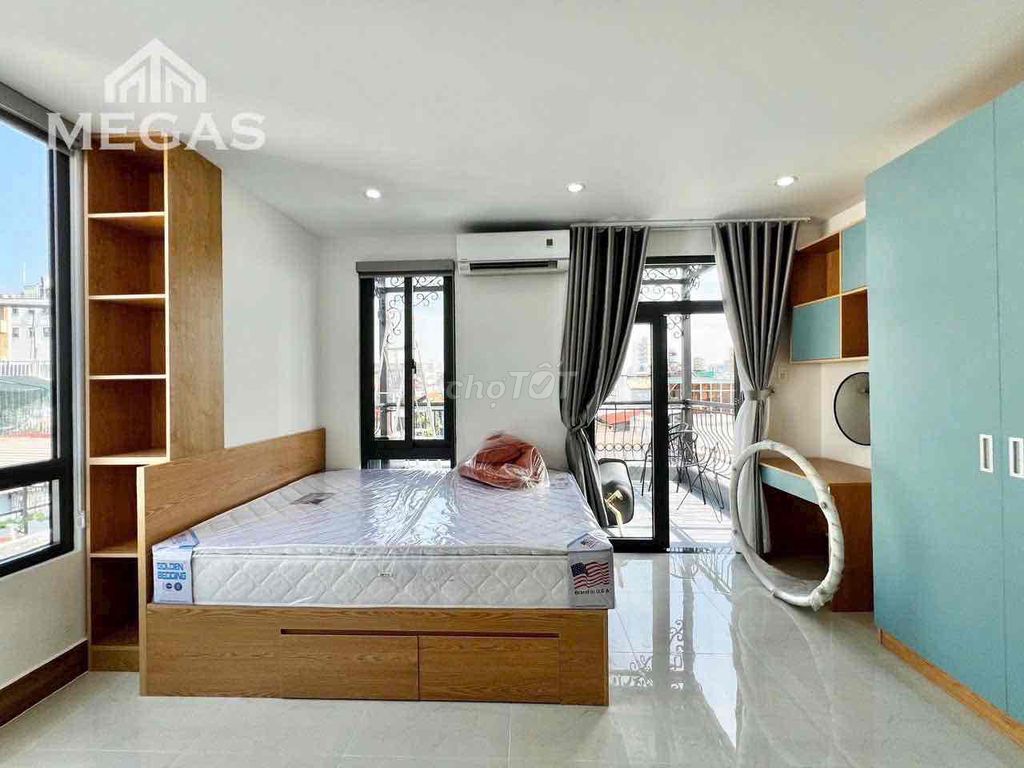 The upper-level mini apartment - full topping - pull the suitcase in is near ALSBt