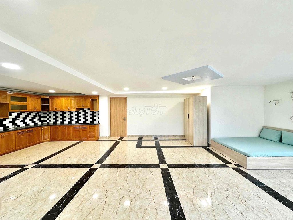 apartment 60 m2 Full Seven, elevator near 8:0.