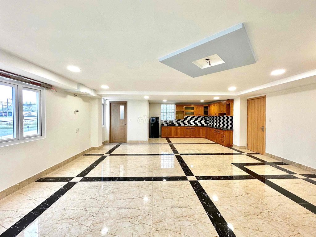 apartment 60 m2 Full Seven, elevator near 8:0.